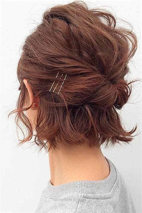 messy hair updo for short hair